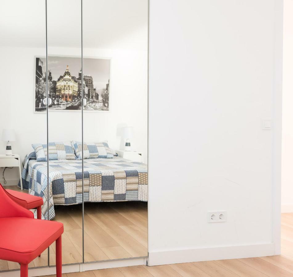 Ever House Ifema Mar De Cristal Madrid Exteriér fotografie